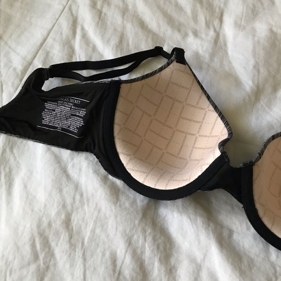 💕 Victoria's Secret Uplift Semi Demi 32C - Picture 6 of 11